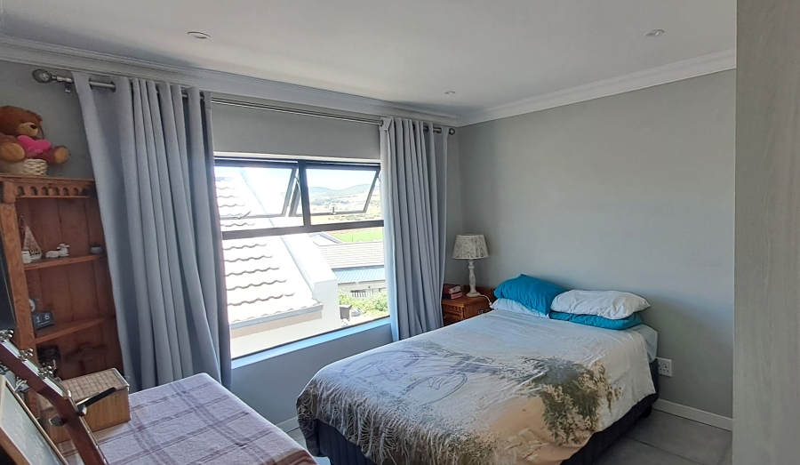 3 Bedroom Property for Sale in Reebok Western Cape